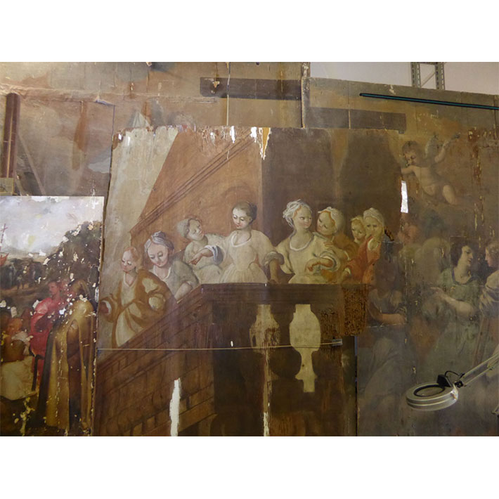 Foto van old wooden painting